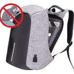 MOCHILA IMPERMEABLE CON USB